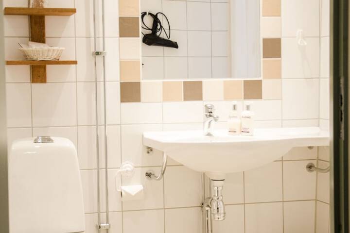 Clean Restrooms