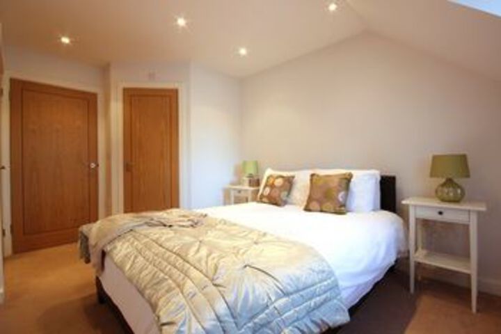 Room 10 of 20