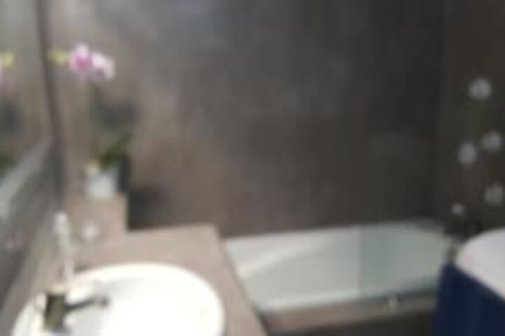 Room 2 of 20
