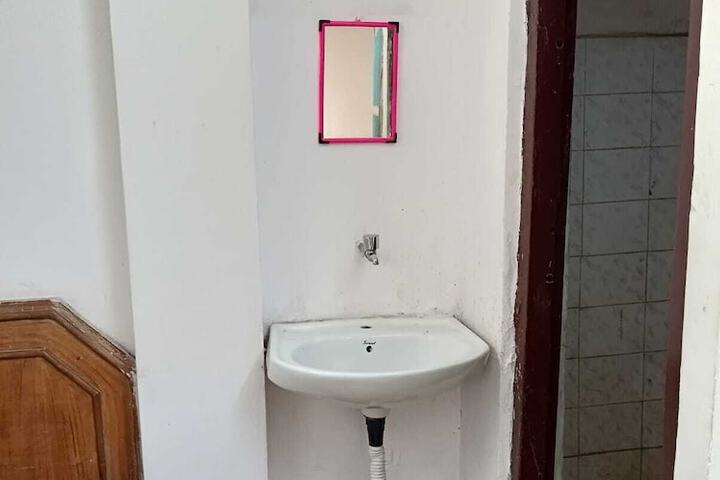 Room 20 of 69