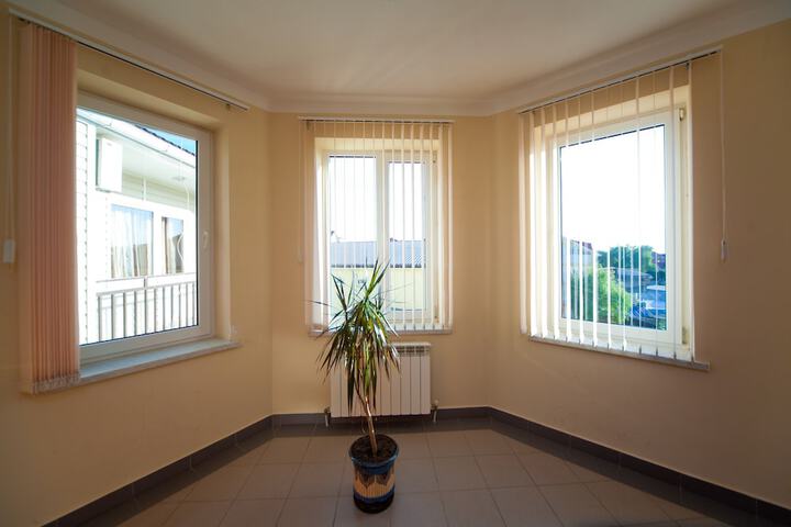 Ballroom/Hall 19 of 23