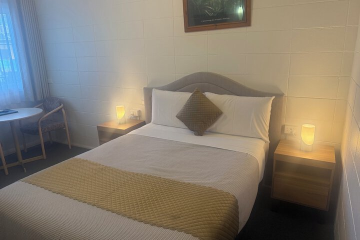 Room 19 of 51