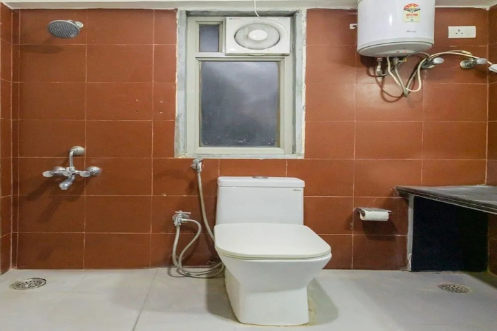 Room 8 of 17