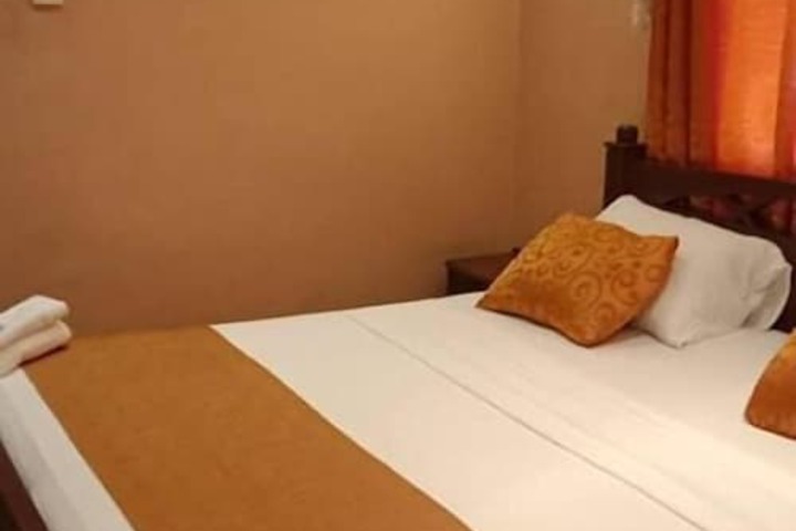 Room 8 of 55