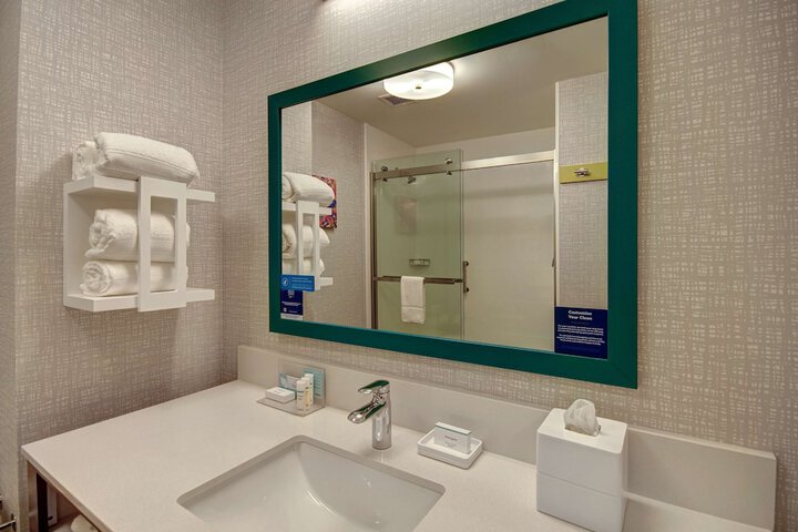 Bathroom shower