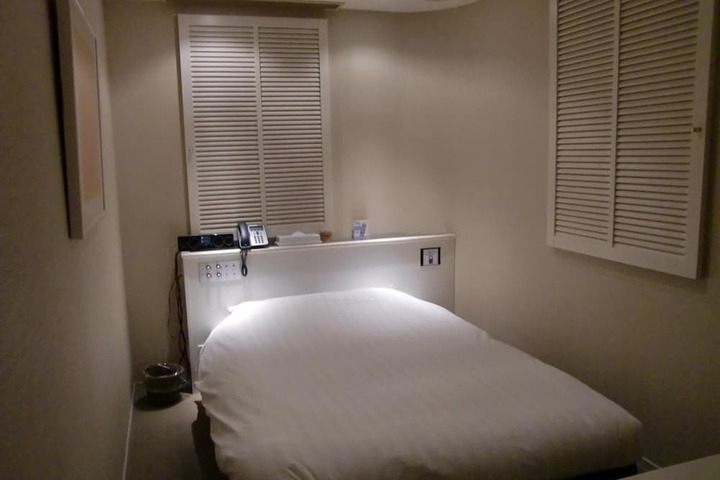 Room 22 of 47