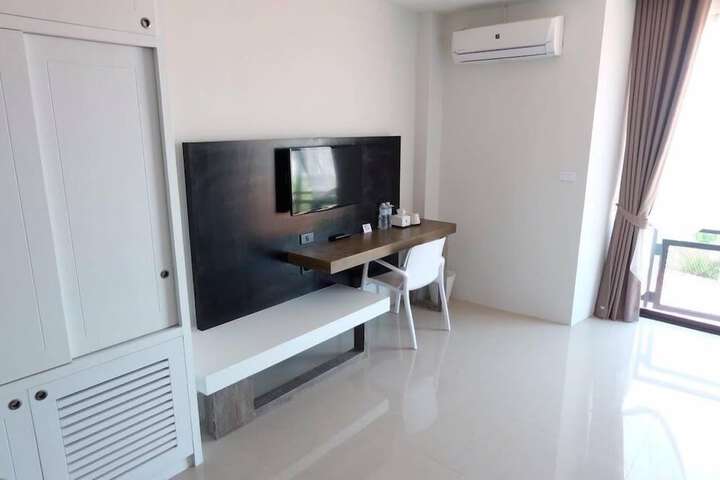 Room 32 of 108