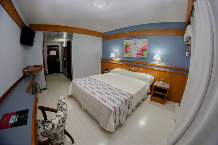 Room 20 of 67