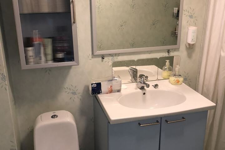 Room 30 of 63