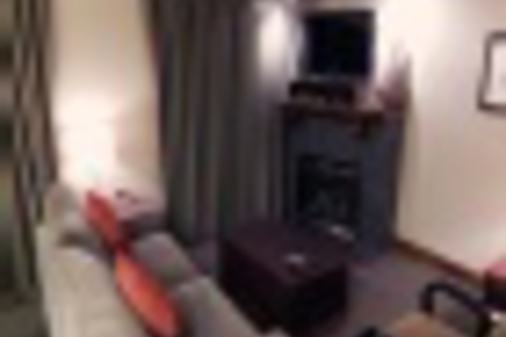 Room 51 of 192