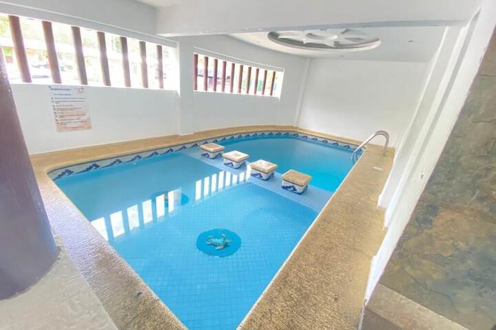 Pool 14 of 21
