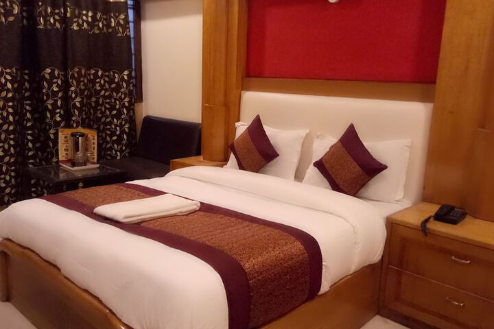 Room 6 of 39