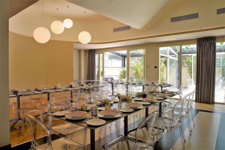 Dining 145 of 196