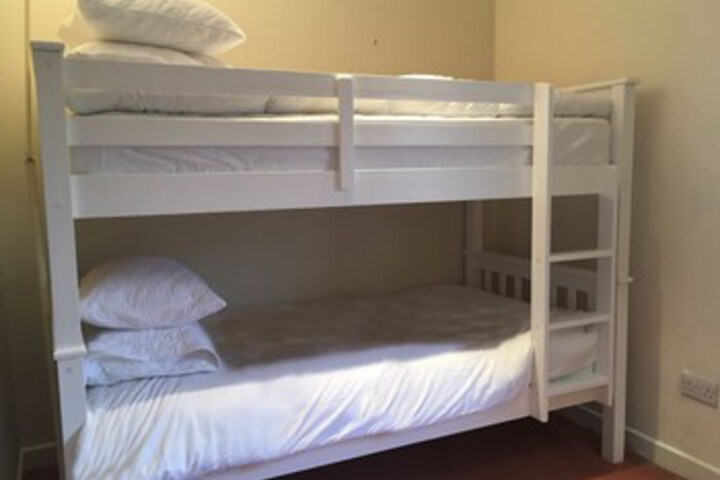 Room 16 of 25