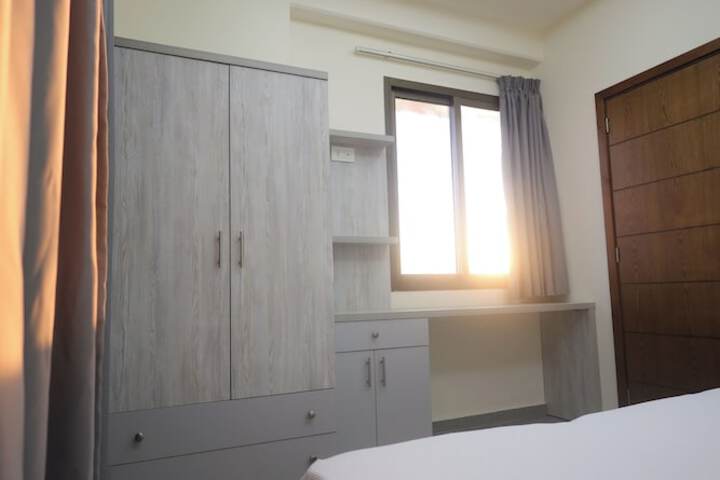 Room 8 of 52