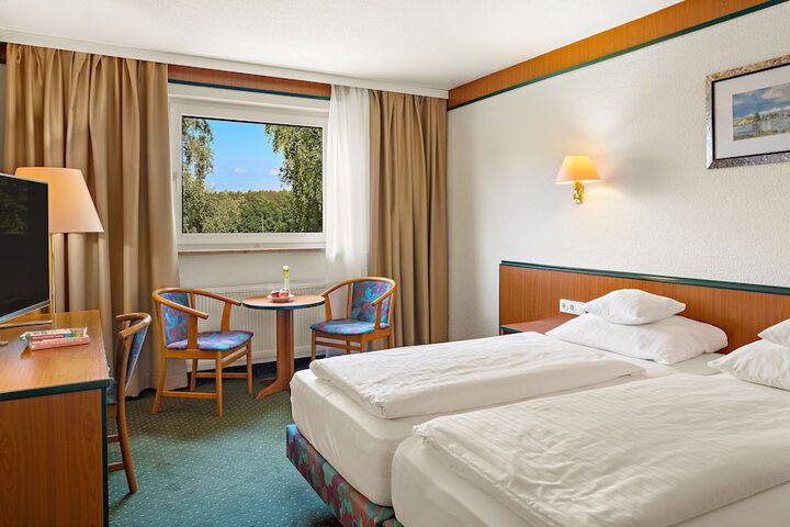 Room 3 of 31