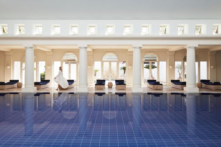 Pool 125 of 197