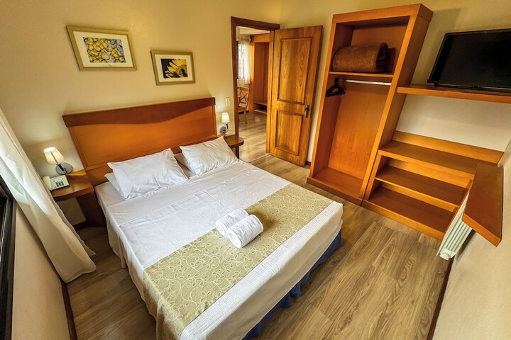 Room 30 of 84