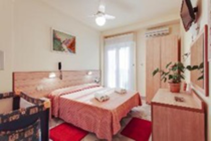 HOTEL COSTAVERDE