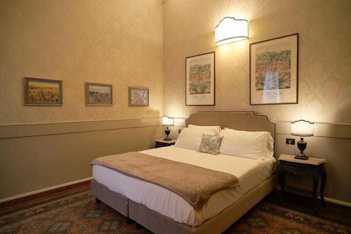 Room 2 of 35