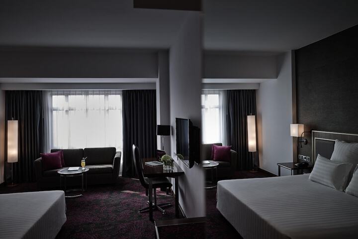 Room 20 of 110