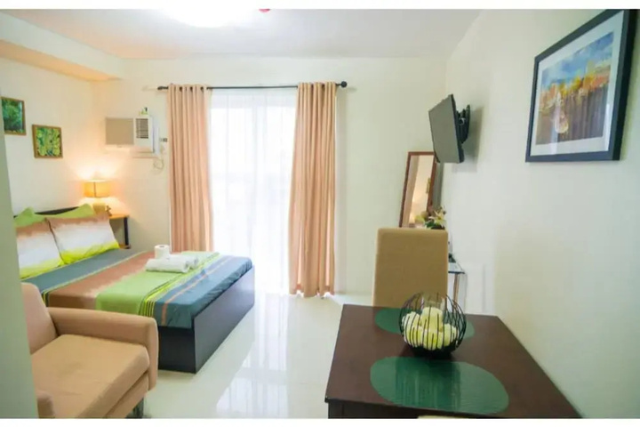 Room 4 of 14