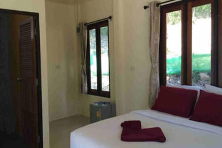 Room 16 of 24