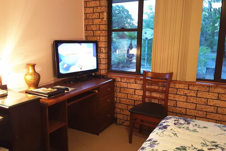 Room 18 of 78