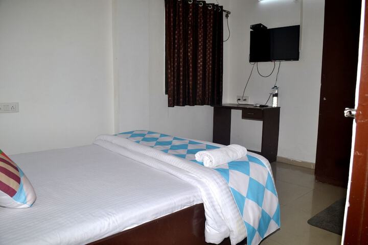 Room 5 of 39