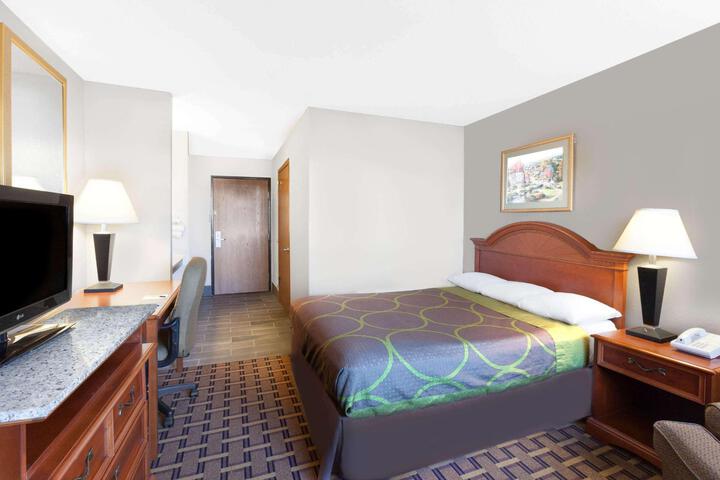 2 Double Beds (2 of 8)