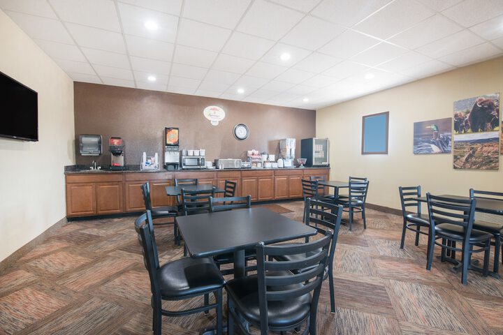 Breakfast/Coffee Service 17 of 26