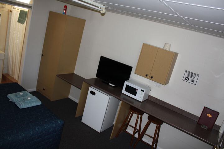 Room 7 of 63