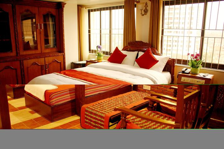 Room 10 of 43
