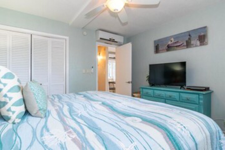 Room 28 of 36
