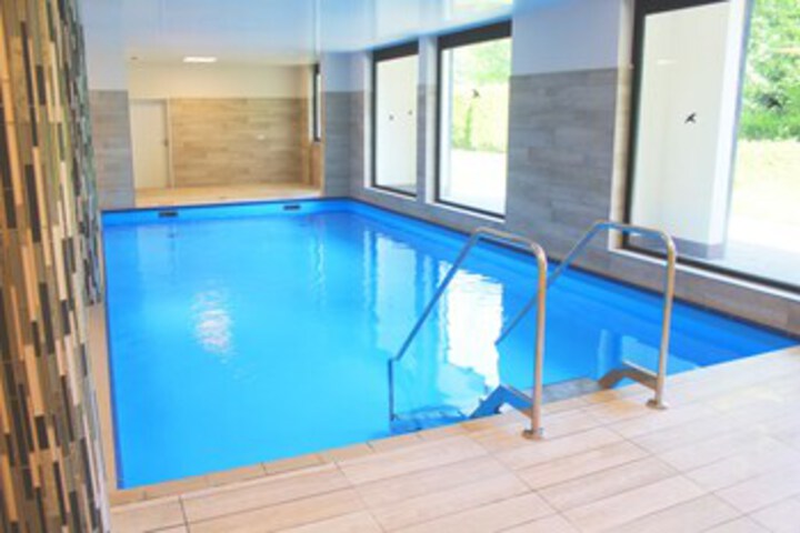 Pool 9 of 18