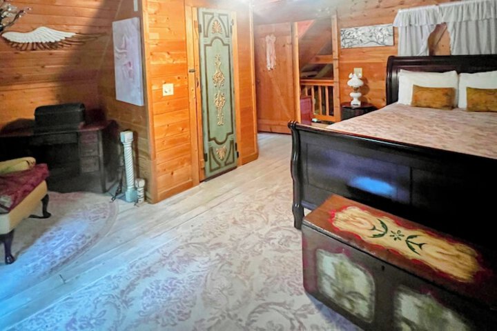 Room 78 of 299