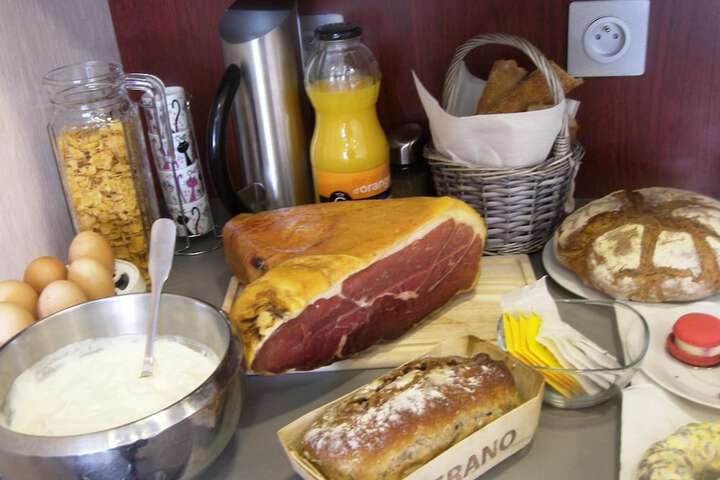 Dining Photos