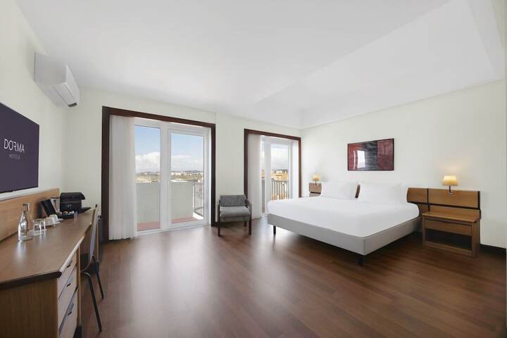 Room 65 of 135