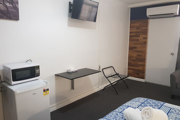 Room 37 of 75