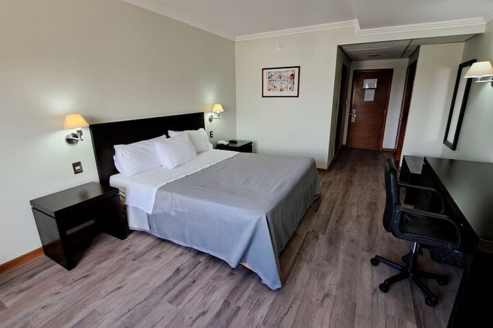 Room 7 of 47
