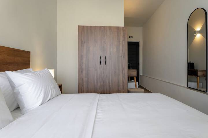Room 17 of 78