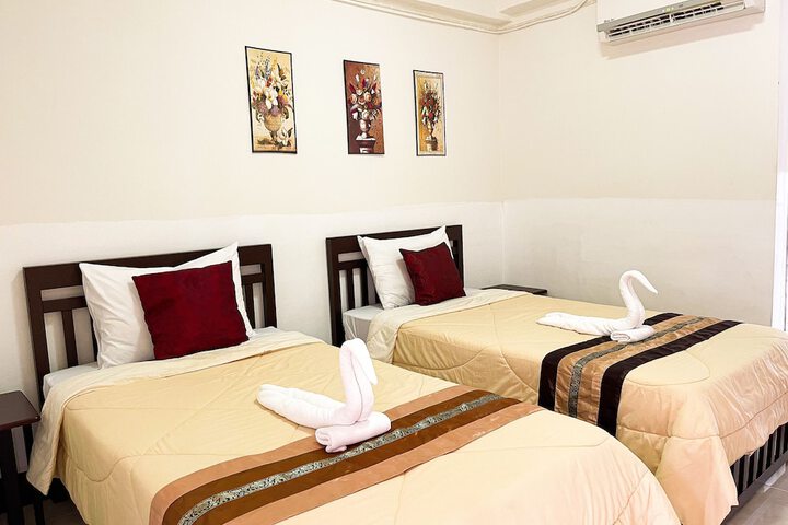 Room 17 of 29