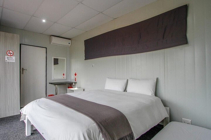 Room 5 of 30
