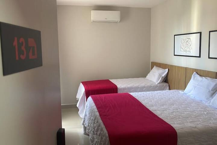 Room 9 of 11