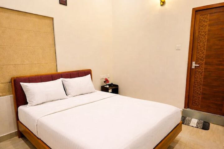 Room 7 of 36