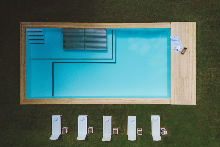 Pool 47 of 125