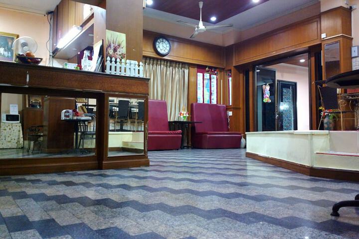 Guest Lobby