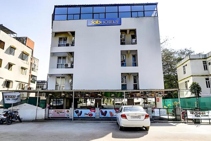 FabHotel Tulsi
