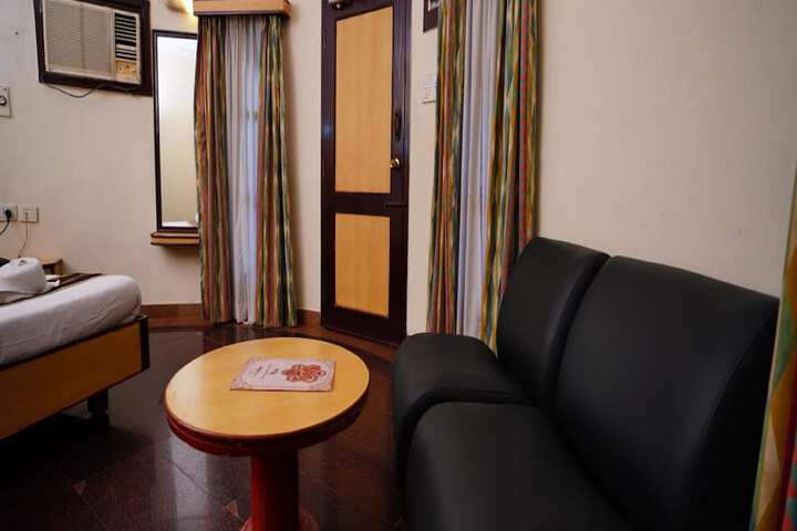 Room 21 of 45