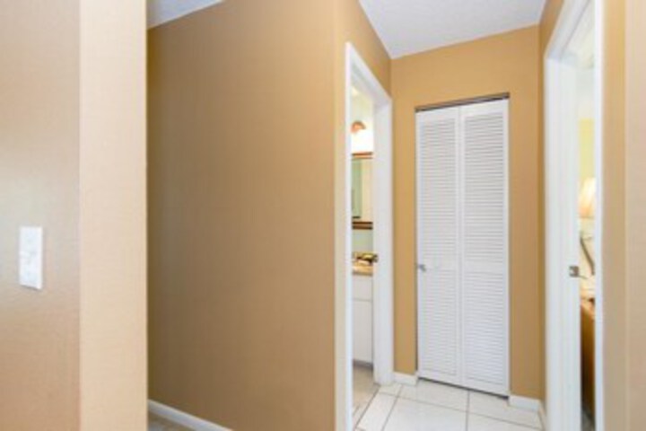 Room 30 of 36